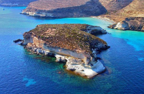 Отель Appartamento Il Corallo Blu, Lampedusa e Linosa